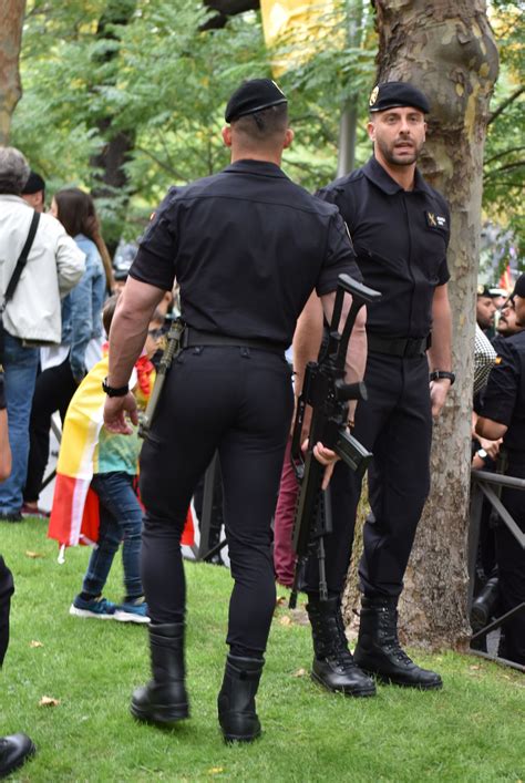 Pin En Hot Male Police Machos Policias