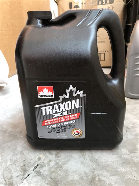 PetroCanada Traxon XL 75w90 в КПП — Lada 21124, 1,6 л, 2007 года ...