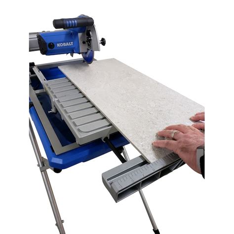 Kobalt Kobalt 7 In Wet Tile Saw 7 In 15 Amp Sliding Table Corded Tile Saw With Stand In The Tile