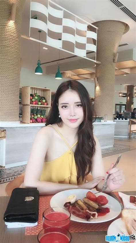 Hot girl Mai Ngọc Phượng
