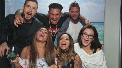 Watch Jersey Shore: Family Vacation • Season 1 Full Episodes Free ...