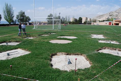 Siguen las obras de acondicionamiento del polideportivo | Villena