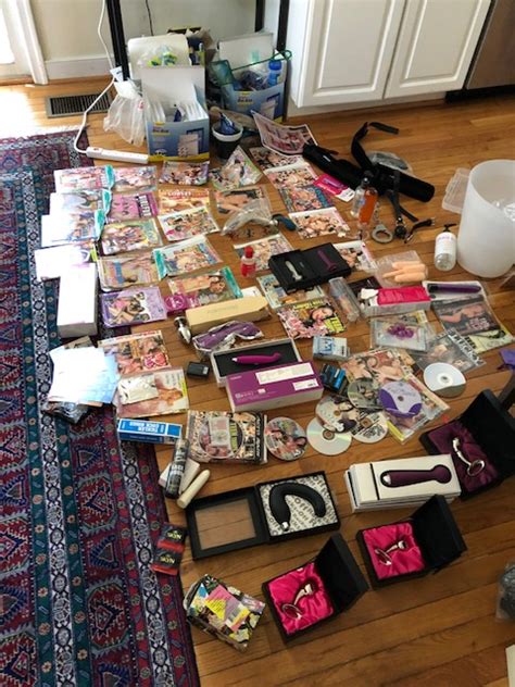 Wife Of Spy Who Shot Himself Says He Wanted To KILL Her And Take Her To Afterlife As His Sex