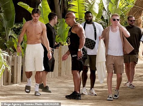Jack Grealish Goes Shirtless As He Parties At A Beach Bar In Ibiza Hot Lifestyle News
