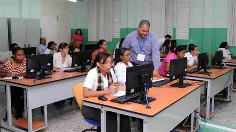 Minerd 47 591 se inscribieron en el Concurso de Oposición Docente