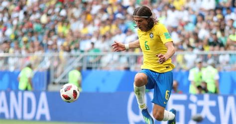 Filipe Luís anuncia su retiro del fútbol a los 38 años