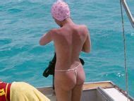 Auretta Gay Nua em Zombi A Invasão dos Mortos Vivos