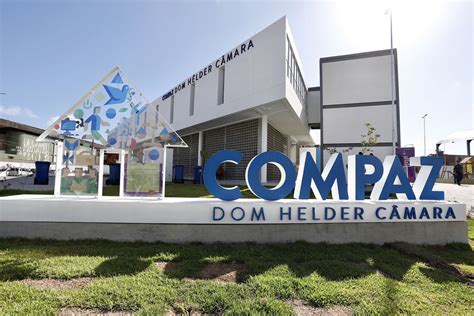 Compaz Dom Helder - Compaz é inaugurado na comunidade do Coque, no Recife - Folha PE
