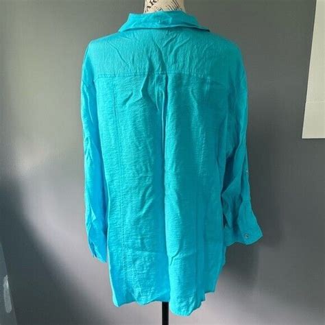 Roz Ali Light Blue Lightweight Button Up Long Sleev Gem