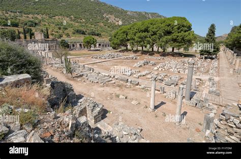 Ephesus Ephesos Turkey Statue Hi Res Stock Photography And Images Alamy