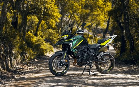 Motorrad Vergleich KTM 890 Adventure 2023 Vs Benelli TRK 702 X 2024