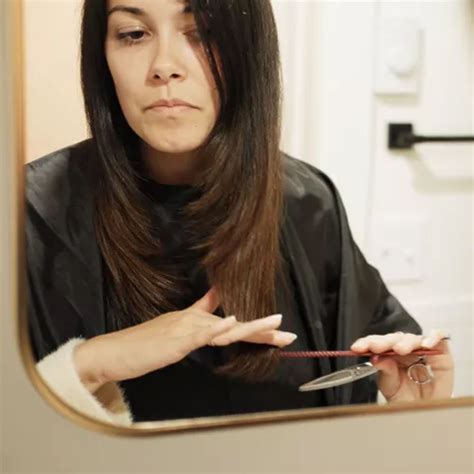 How to Cut Face-Framing Layers at Home: Step-by-Step Guide