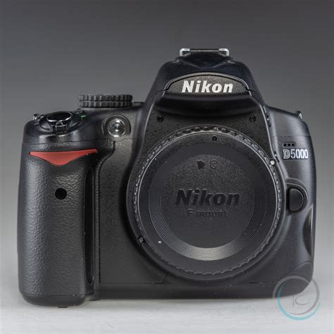 2009 година - Nikon D5000