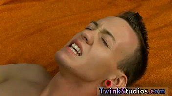 La descarga gratuita de porno gay indio Dylan Chambers no está demasiado impresionado XVIDEOS