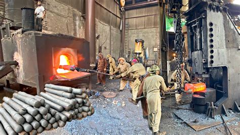 How Pakistani Hardworking Workers Manufacturing Sugar Refinery Parts