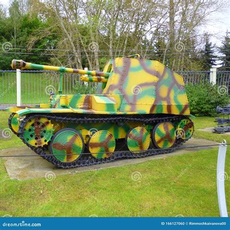 German Self Propelled Artillery Wespe Camouflage Color 2 World War Ii