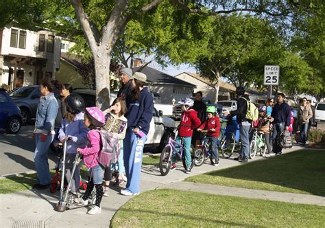 Culver City | Walk 'n Rollers