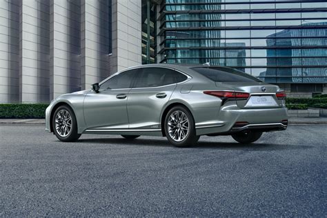 Facelifted 2021 Lexus LS Revealed For European Market Looks Very