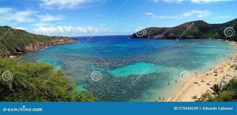 Hanauma Bay Crater Volcano on the Island of Oahu - Hawaii, USA Stock ...