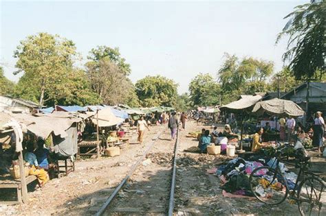 Burma Facts, Culture, Recipes, Language, Government, Eating, Geography ...