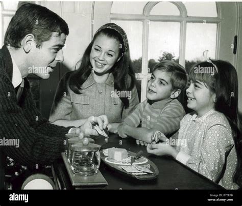 George Clooneys Sister