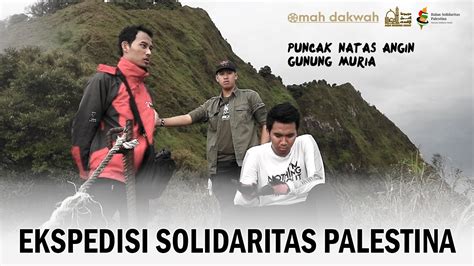 Ekspedisi Pengibaran Bendera Di Puncak Natas Angin Gunung Muria Kudus