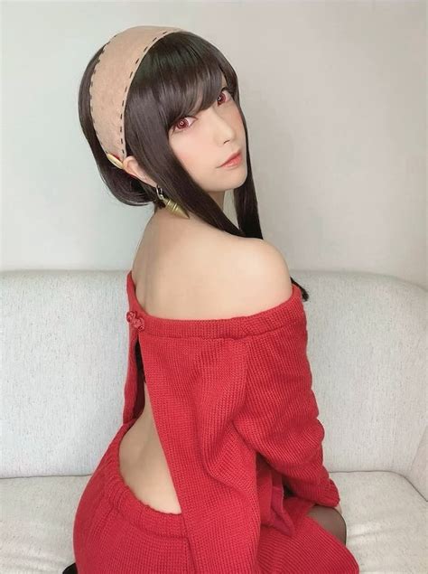 【野生抓正妹】宮本彩希 Cosplay《間諜家家酒》約兒、安妮亞！「爆乳身材、嘲諷臉」神還原！ Juksy 街星