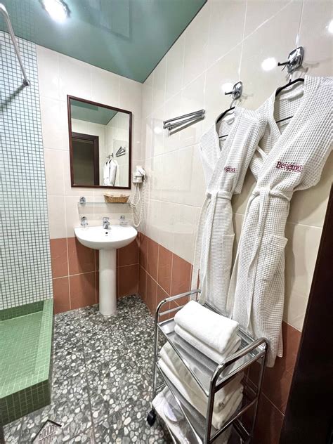 Отель "Венеция" в Кисловодске, улучшенный люкс.