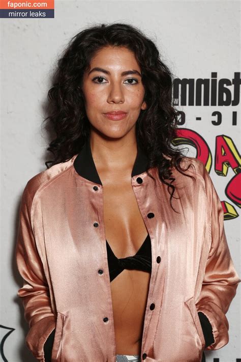 Rosa Diaz Aka Stephanie Beatriz Nude Leaks OnlyFans Photo 79 Faponic