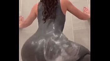 Gran Culo Twerking En La Ducha XVIDEOS