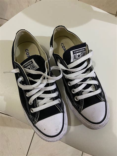 Converse Classic Women S Fashion Footwear Sneakers On Carousell