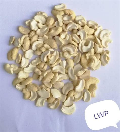 Steamed White LWP Cashew Nut Packaging Size Loose At Rs 550 Kg In