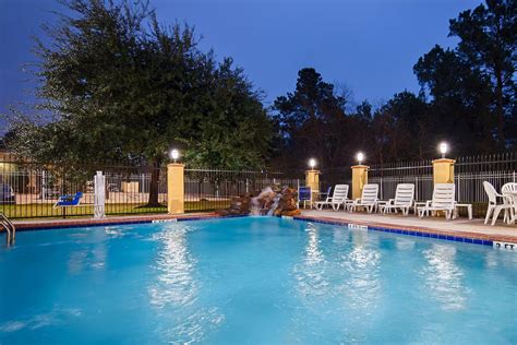 Days Inn & Suites by Wyndham Sam Houston Tollway, Houston : -45% during