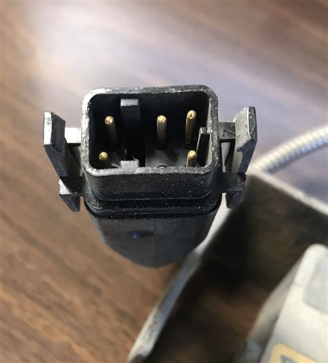 Nordson Hot Melt Adhesive Gun P N D Model H T V W Hz Used May Be Parts