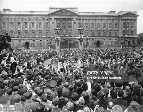 Ve Day Photos and Premium High Res Pictures - Getty Images