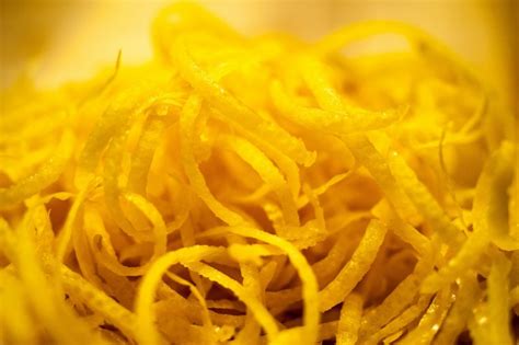 Zeste Di Limone Cosa Sono E Come Si Usano Vie Del Gusto