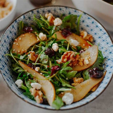 Pear And Arugula Goat Cheese Salad Hildas Kitchen Blog