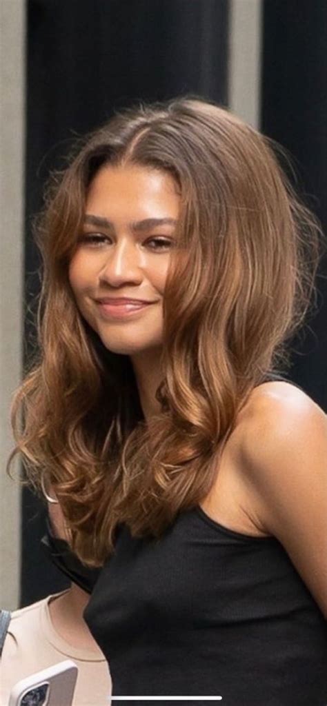 Pin By Celeste Navarro On Hair Goalssss Honey Brown Hair Brown Skin Blonde Hair Honey Hair