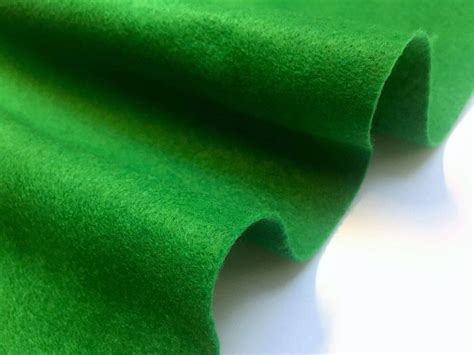 EMERALD GREEN Felt Fabric Material Craft Plain Colours Polyester ...
