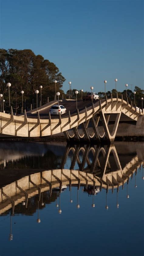 puente leonel viera bridge la barra punta del este uruguay windows