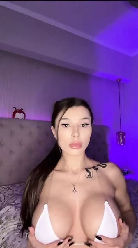 Brunette Bikini Bigboos Amateur Amateur Porn Feat VickyRahed XHamster