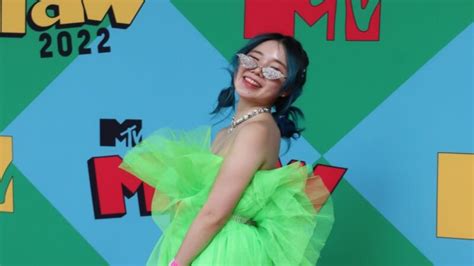 Tunden A Chingu Amiga Por Usar Bikini Ella Pide Disculpas A Sus Fans Unotv