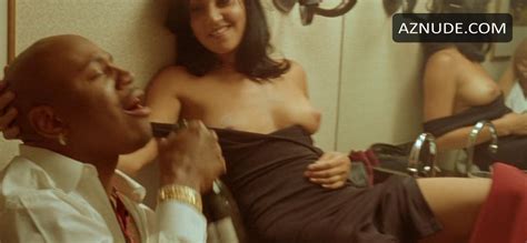 ANY GIVEN SUNDAY NUDE SCENES AZNude