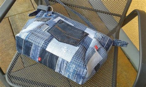 pin  sumki denim ideas recycle jeans jeans bag