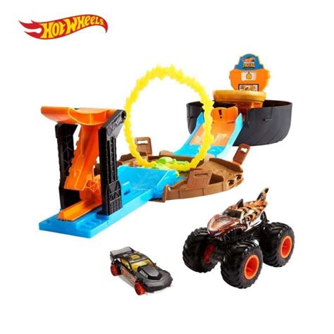Promo Hot Wheels Monster Trucks Stunt Tire Play Set Mainan Trek Mobil Diskon 50 Di Seller