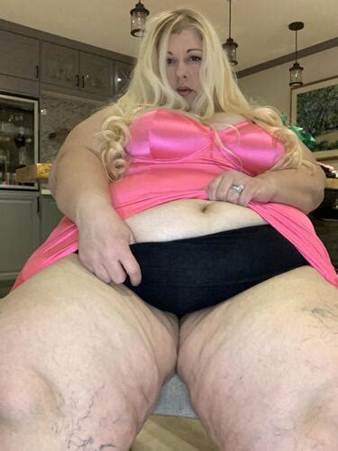 POV Goddess Belly And Leg Play Video Clips Curvy BBW Curvage