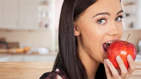 Es Bueno Comer Manzanas Por La Noche Crea Tu Cuerpo