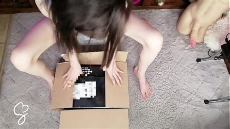 Sarah Sue Unboxing Mysterious Box Of Sex Toys Xxx Mobile Porno