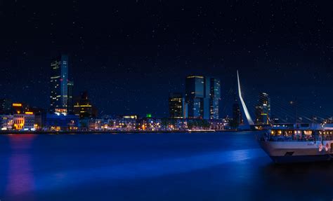 City Skyline Wallpaper 4K