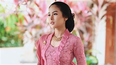 Mengetahui Sejarah Kebaya Berawal Hanya Dikenakan Keluarga Kerajaan